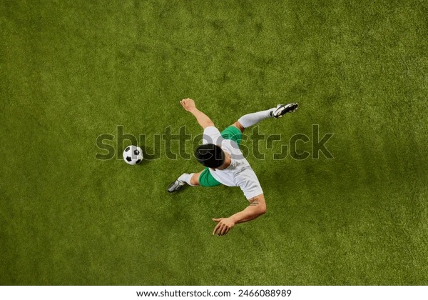 全尤文：布鲁日后卫德克伊珀更可能加盟AC米兰而非尤文图斯