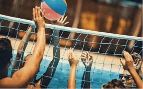 双双继续领跑！阿森纳3-2逆转伯恩茅斯，巴萨2-0西班牙人！